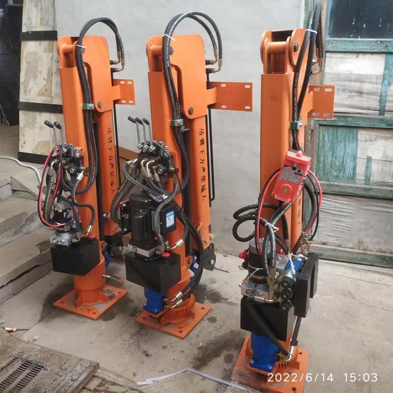 复兴区重汽蓝牌随车吊 3.2吨 国六动力强 液压驱动 农用自卸起重机